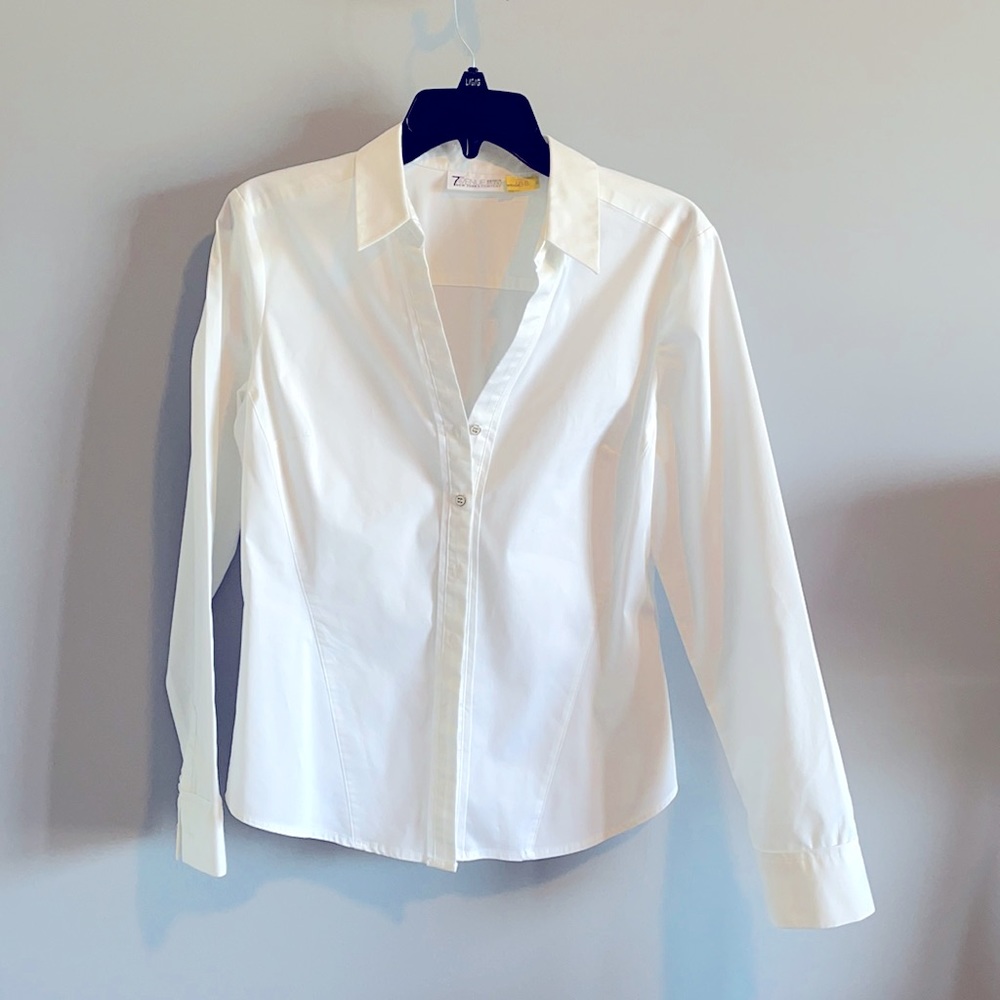 New York & Company Medium White collar Blouse.